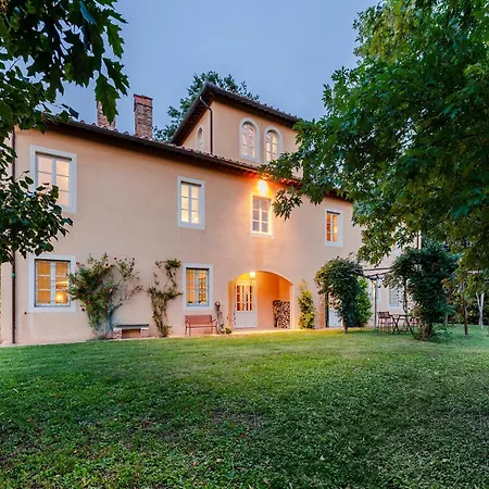 Willa Villa In Tuscany With Private Pool & Views