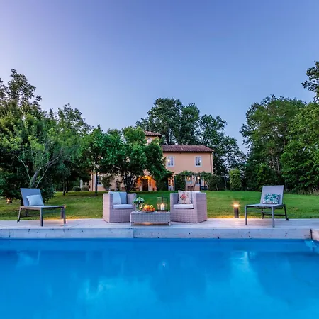 Villa In Tuscany With Private Pool & Views Orentano
